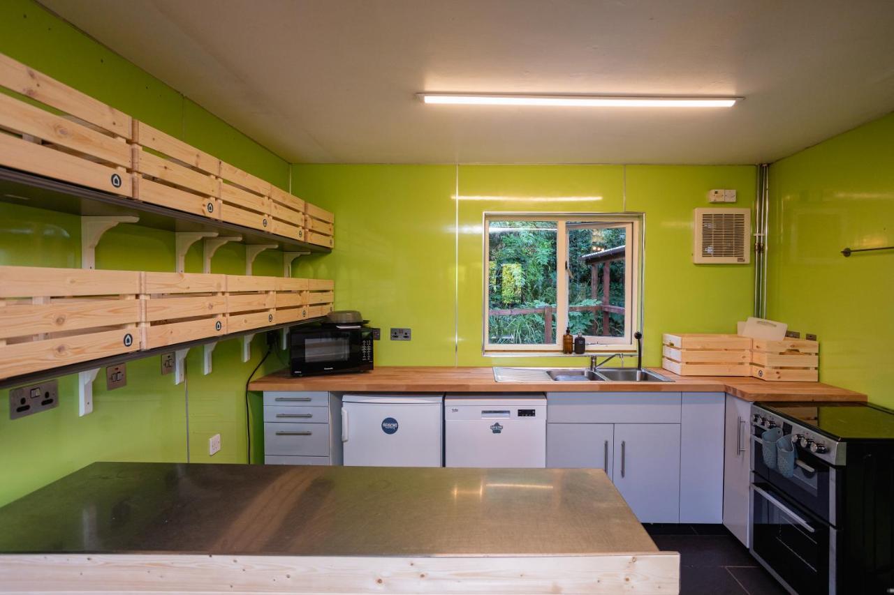 Highland Basecamp Hostel Lochaline Ngoại thất bức ảnh