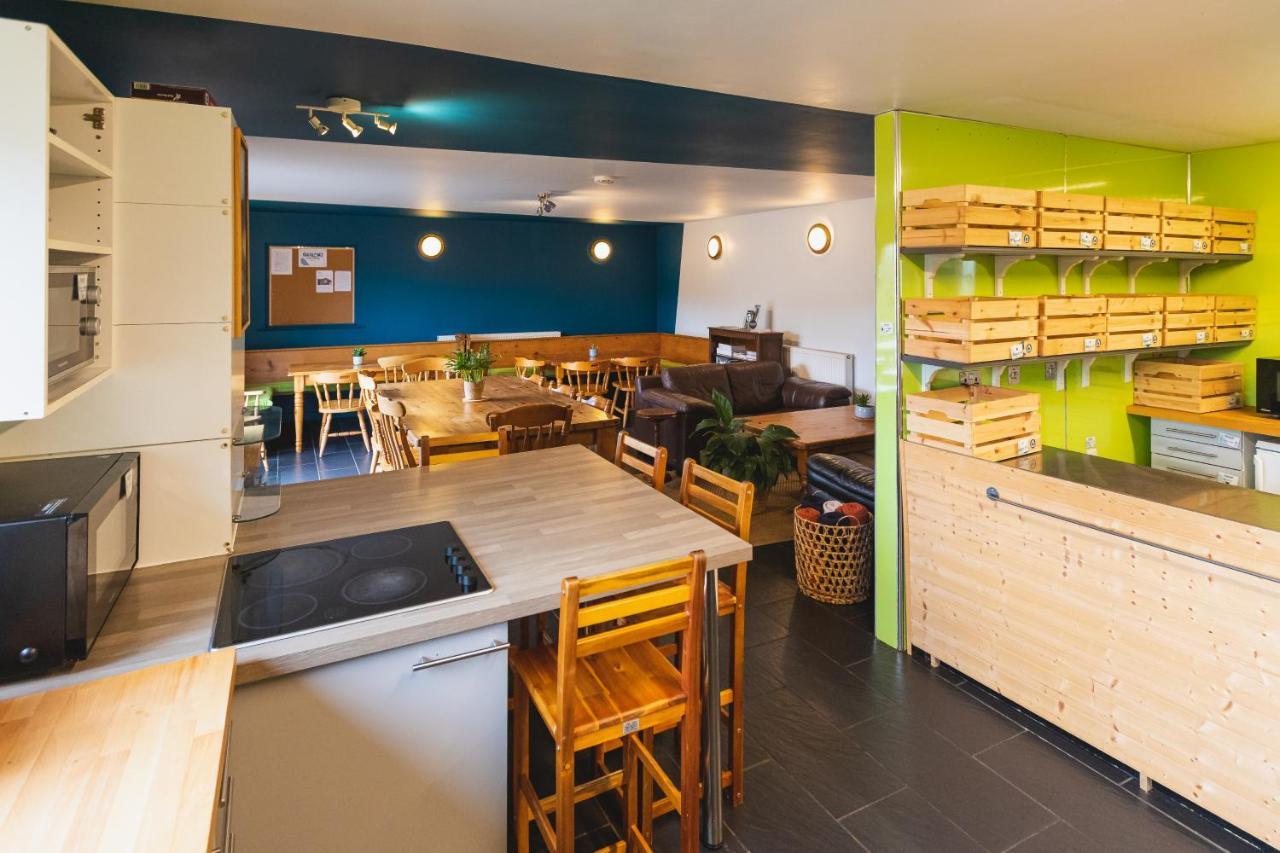 Highland Basecamp Hostel Lochaline Ngoại thất bức ảnh