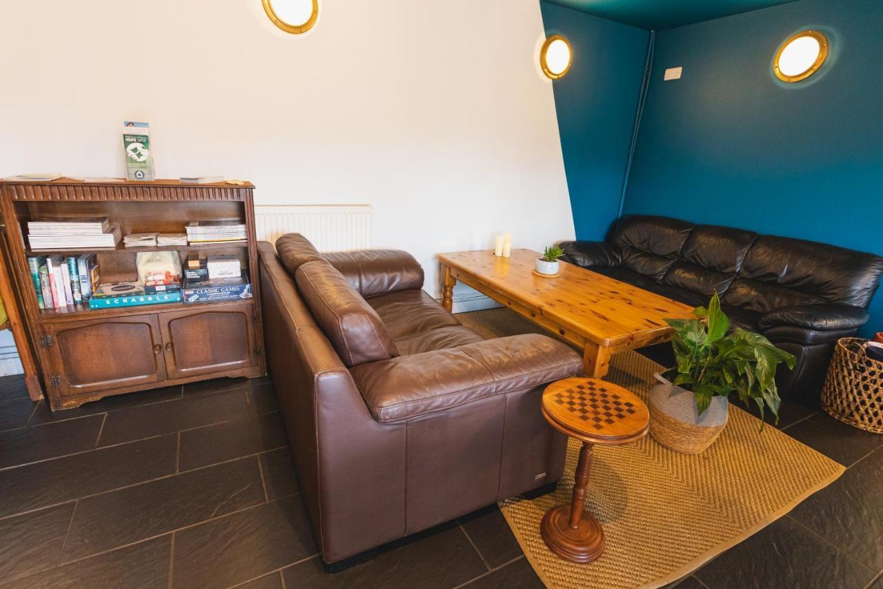 Highland Basecamp Hostel Lochaline Ngoại thất bức ảnh