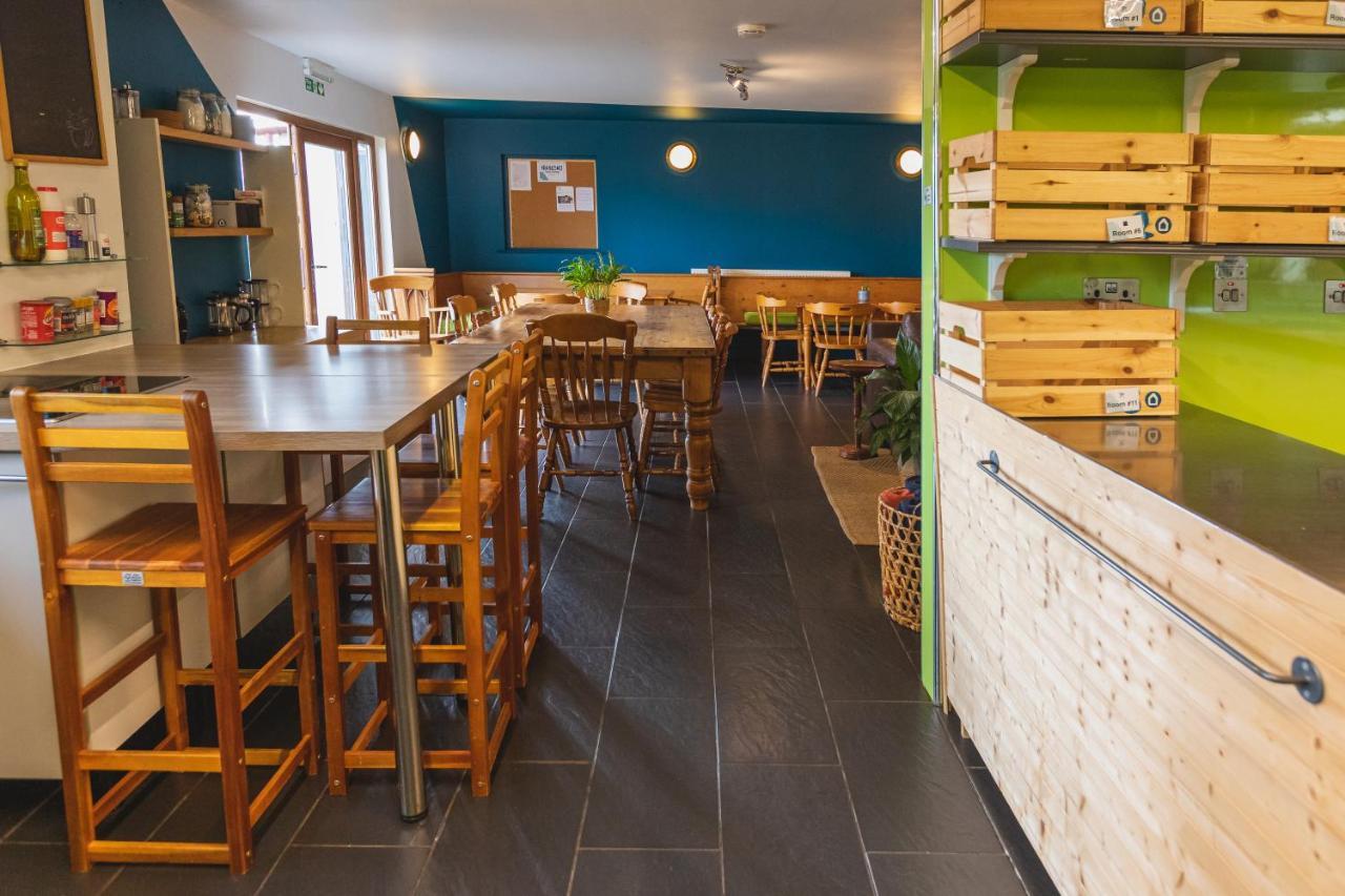 Highland Basecamp Hostel Lochaline Ngoại thất bức ảnh